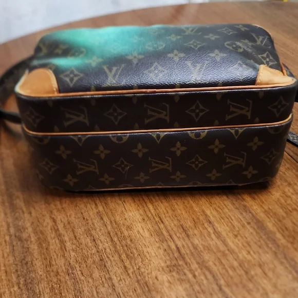 Louis Vuitton Brown Nile Monogram Crossbody Bag - Picture 4 of 14